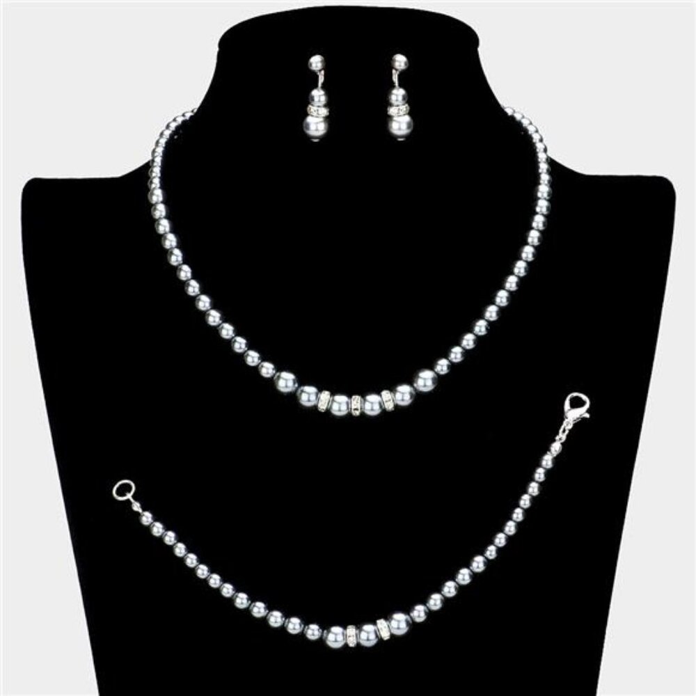 3 Piece Crystal Detail Pearl Necklace Jewelry Set